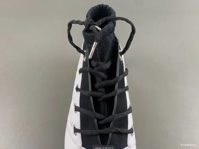 Kicktheory Lightning 17 Jordan Low FJ0395-100 Air 0621